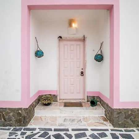 Pink Fisherman's On Fonte Da Telha | By Airnest Διαμέρισμα